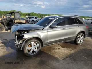 2016 Mercedes-Benz GLC 300 z VIN WDC0G4JB0GF095017, wystawiony jako Copart lot #58141395 z przebiegiem Nie podano mil oraz Czysty tytuł • Clean title. Historia ofert i sprzedaży dostępna na DreamBid. Obrazek 1.