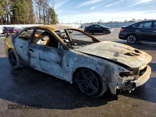 2005 Pontiac GTO with VIN 6G2VX12UX5L349106, listed as a Copart auction lot 86711584 with 0 mi miles and Salvage Title. Bid and sale history available at carsss.com. Image 4.