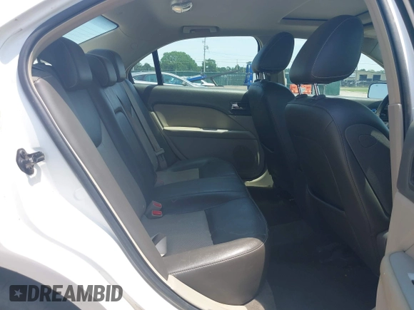 2010 Mercury Milan Premier with VIN 3MEHM0JG8AR648690, listed as a IAAI auction lot 42719400 with 182,993 mi miles and . Bid and sale history available at DreamBid. Image 8.