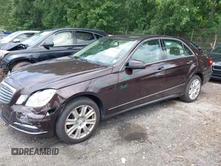 2013 Mercedes-Benz E 350 Luxury z VIN WDDHF5KB7DA663228, wystawiony jako IAAI lot #42429426 z przebiegiem 169 457 mil mil oraz . Historia ofert i sprzedaży dostępna na DreamBid. Obrazek 14.