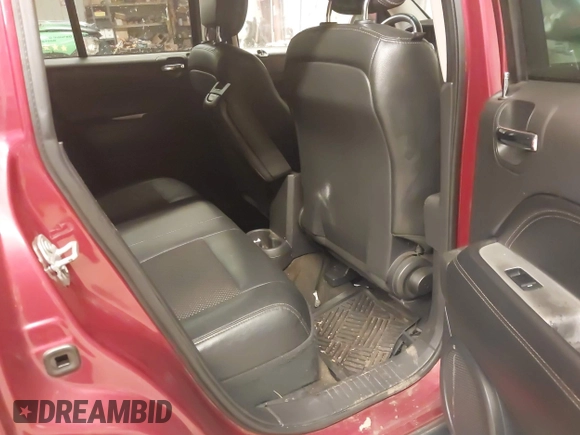 2017 Jeep Compass Latitude with VIN 1C4NJDEB5HD191178, listed as a IAAI auction lot 41211543 with 116,130 mi miles and . Bid and sale history available at DreamBid. Image 8.
