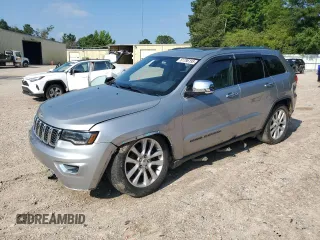 2017 Jeep Grand Cherokee Limited with VIN 1C4RJEBG4HC609212, listed as a Copart auction lot 61796195 with 118,196 mi miles and Salvage title. Bid and sale history available at DreamBid. Image 1.