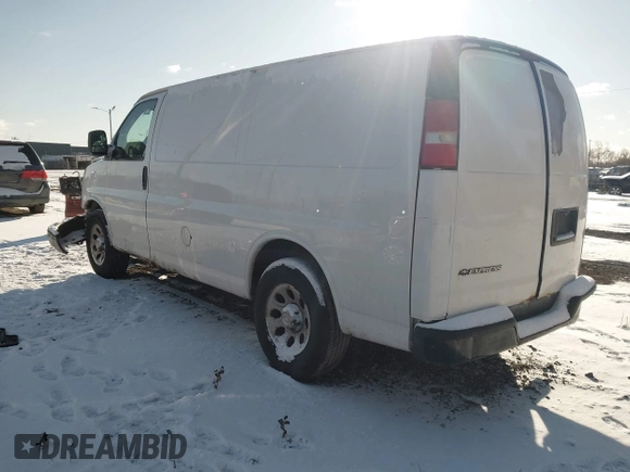 2009 Chevrolet Express Cargo with VIN 1GCFG15X691128588, listed as a IAAI auction lot 41078318 with 204,521 mi miles and . Bid and sale history available at DreamBid. Image 3.