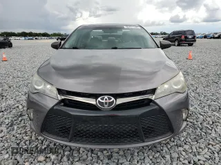 2017 Toyota Camry XLE z VIN 4T1BF1FK9HU814458, wystawiony jako Copart lot #59431165 z przebiegiem 227 269 mil mil oraz Szkoda całkowita • Salvage title. Historia ofert i sprzedaży dostępna na DreamBid. Obrazek 5.