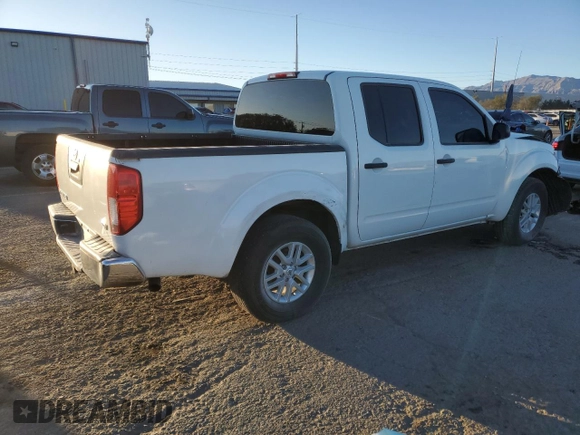 2016 Nissan Frontier Desert Runner with VIN 1N6AD0ER5GN728066, listed as a Copart auction lot 46684505 with 211,922 mi miles and Salvage title. Bid and sale history available at DreamBid. Image 3.