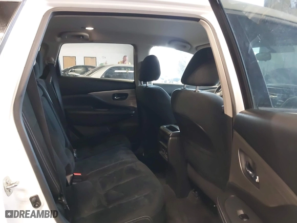 2017 Nissan Murano SL with VIN 5N1AZ2MH2HN157223, listed as a IAAI auction lot 42022814 with 122,104 mi miles. Bid and sale history available at carsss.com. Image 8.