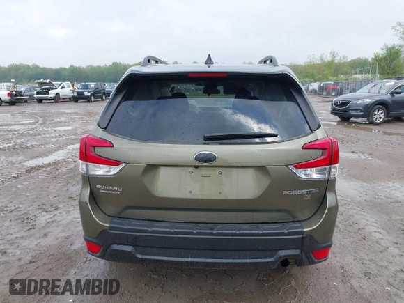 2024 Subaru Forester Premium z VIN JF2SKADC2RH503185, wystawiony jako IAAI lot #42178360 z przebiegiem 23 250 mil mil oraz . Historia ofert i sprzedaży dostępna na DreamBid. Obrazek 16.