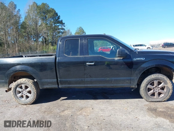 2016 Ford F-150 XL with VIN 1FTEX1C84GFB41427, listed as a IAAI auction lot 41726380 with 184,731 mi miles and . Bid and sale history available at carsss.com. Image 13.