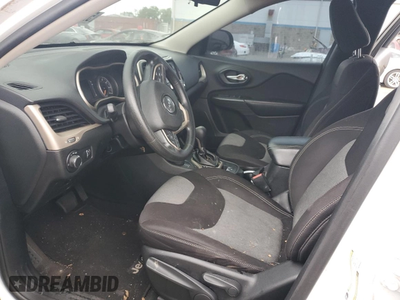 2015 Jeep Cherokee Sport z VIN 1C4PJMAB3FW594009, wystawiony jako Copart lot #57992185 z przebiegiem 115 146 mil mil oraz Szkoda całkowita • Salvage title. Historia ofert i sprzedaży dostępna na DreamBid. Obrazek 7.
