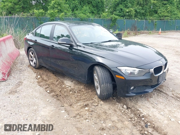2014 BMW 3 Series 320i with VIN WBA3B1C52EK135610, listed as a IAAI auction lot 42274086 with 69,536 mi miles and . Bid and sale history available at DreamBid. Image 1.