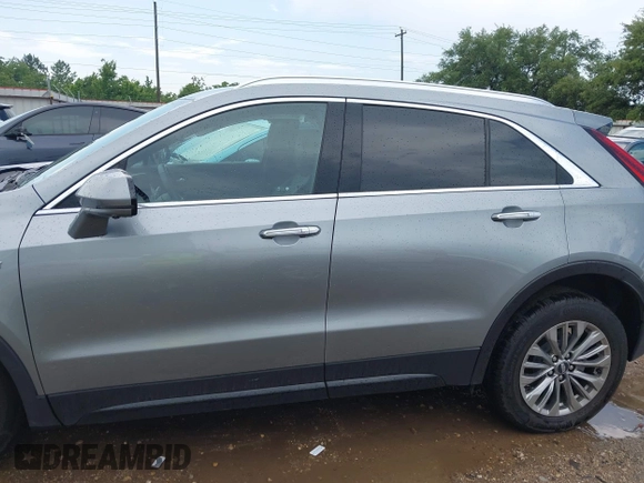 2025 Cadillac XT4 FWD Premium Luxury с VIN 1GYFZCR44SF122443, выставлен на аукционе IAAI как лот 42414279 с пробегом 11 023 миль миль и . История ставок и продаж доступна на DreamBid. Изображение 14.