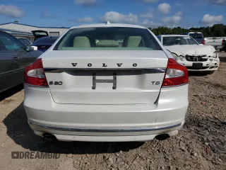 2016 Volvo S80 T5 Drive-E Platinum with VIN YV140MAM4G1195979, listed as a Copart auction lot 67824803 with 126,138 mi miles. Bid and sale history available at carsss.com. Image 6.
