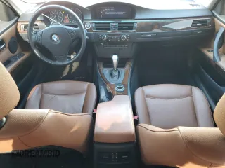 2010 BMW 3 Series 328i with VIN WBAPH5C52AA439642, listed as a Copart auction lot 42956485 with 82,960 mi miles and Salvage title. Bid and sale history available at DreamBid. Image 8.