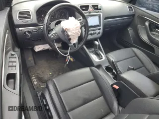 2013 Volkswagen Eos Komfort with VIN WVWBW8AH4DV001851, listed as a Copart auction lot 52132944 with 81,948 mi miles and Salvage Title. Bid and sale history available at DreamBid. Image 8.
