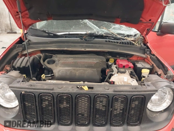 2018 Jeep Renegade Sport z VIN ZACCJBAB0JPH67560, wystawiony jako IAAI lot #42581158 z przebiegiem 68 220 mil mil oraz . Historia ofert i sprzedaży dostępna na DreamBid. Obrazek 10.