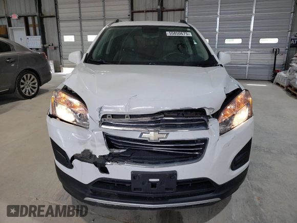 2016 Chevrolet Trax LT z VIN KL7CJLSB0GB666989, wystawiony jako Copart lot #55850675 z przebiegiem 96 539 mil mil oraz Szkoda całkowita • Salvage title. Historia ofert i sprzedaży dostępna na DreamBid. Obrazek 5.