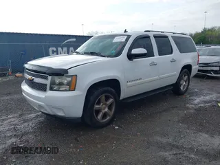 2007 Chevrolet Suburban LTZ with VIN 3GNFK16357G270799, listed as a IAAI auction lot 41966944 with 236,792 mi miles. Bid and sale history available at carsss.com. Image 2.
