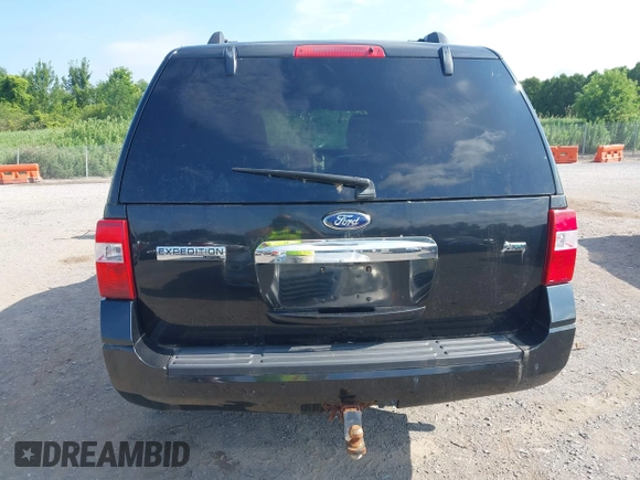 2013 Ford Expedition Limited z VIN 1FMJU2A53DEF26318, wystawiony jako IAAI lot #42769952 z przebiegiem 142 973 mil mil oraz . Historia ofert i sprzedaży dostępna na DreamBid. Obrazek 17.