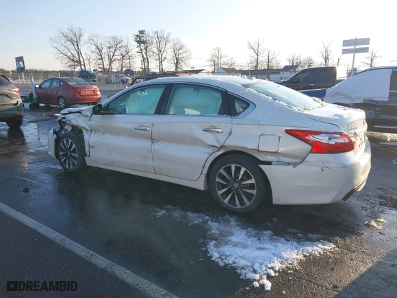 2017 Nissan Altima 2.5 SV with VIN 1N4AL3AP6HC162319, listed as a IAAI auction lot 41192111 with 22,003 mi miles. Bid and sale history available at carsss.com. Image 3.