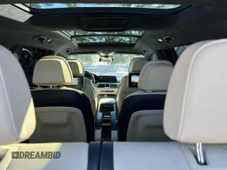 2019 BMW X7 xDrive50i z VIN 5UXCX4C53KLB39548, wystawiony jako Copart lot #54152375 z przebiegiem 159 191 mil mil oraz Czysty tytuł • Clean title. Historia ofert i sprzedaży dostępna na DreamBid. Obrazek 9.