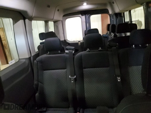2022 Ford Transit Passenger XL z VIN 1FBAX2C83NKA79919, wystawiony jako Copart lot #50464935 z przebiegiem 33 373 mil mil oraz Czysty tytuł • Clean title. Historia ofert i sprzedaży dostępna na DreamBid. Obrazek 10.
