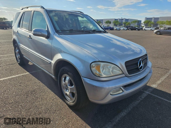 2002 Mercedes-Benz M-Class with VIN 4JGAB54EX2A347717, listed as a Copart auction lot 77914574 with 250,155 mi miles and Clean Title. Bid and sale history available at carsss.com. Image 1.
