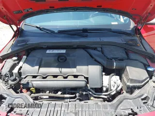 2015 Volvo V60 with VIN YV1902SP7F1221377, listed as a IAAI auction lot 42347523 with 156,787 mi miles and . Bid and sale history available at DreamBid. Image 10.