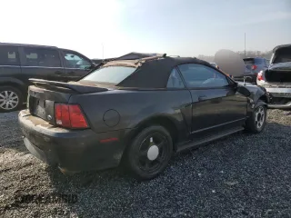 2000 Ford Mustang GT with VIN 1FAFP45X4YF270902, listed as a Copart auction lot 48821005 with 0 mi miles and Salvage Title. Bid and sale history available at carsss.com. Image 3.