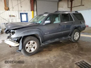 2004 Toyota 4Runner SR5 with VIN JTEBU14R340033796, listed as a Copart auction lot 85018854 with Not Provided miles and Salvage Title. Bid and sale history available at DreamBid. Image 1.