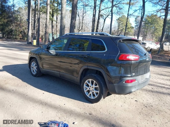 2015 Jeep Cherokee Latitude with VIN 1C4PJLCBXFW707235, listed as a IAAI auction lot 41419153 with NaN miles. Bid and sale history available at carsss.com. Image 3.