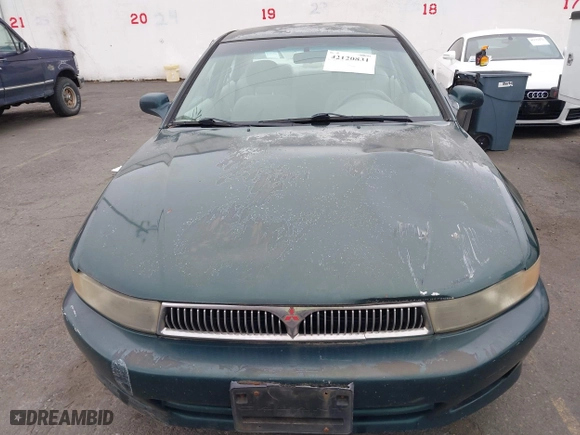 2001 Mitsubishi Galant ES with VIN 4A3AA46G81E210487, listed as a IAAI auction lot 42120831 with 1 mi miles. Bid and sale history available at carsss.com. Image 6.