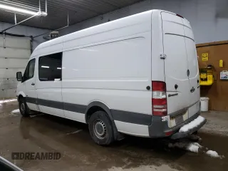 2011 Freightliner Sprinter with VIN WDRPE8CCXB5547450, listed as a Copart auction lot 43731135 with 212,275 mi miles and Clean Title. Bid and sale history available at DreamBid. Image 2.