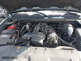 2012 Chevrolet Silverado 1500 LT with VIN 1GCRCSE01CZ261107, listed as a IAAI auction lot 41499324 with 172,799 mi miles. Bid and sale history available at carsss.com. Image 10.