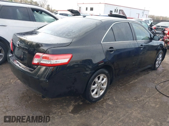 2011 Toyota Camry LE with VIN 4T4BF3EK3BR138647, listed as a IAAI auction lot 41992906 with 186,346 mi miles. Bid and sale history available at carsss.com. Image 4.
