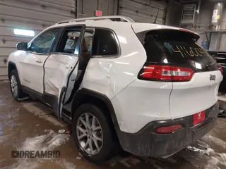2017 Jeep Cherokee Latitude with VIN 1C4PJLCS9HW650514, listed as a IAAI auction lot 41600432 with 123,389 mi miles and . Bid and sale history available at carsss.com. Image 6.