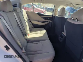 2020 Subaru Legacy Premium z VIN 4S3BWAC6XL3017226, wystawiony jako Copart lot #50627745 z przebiegiem 57 611 mil mil oraz Szkody całkowita. Historia ofert i sprzedaży dostępna na DreamBid. Obrazek 10.