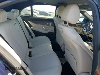 2019 Mercedes-Benz E 300 with VIN WDDZF4JBXKA596623, listed as a Copart auction lot 58377775 with 44,951 mi miles and Salvage title. Bid and sale history available at DreamBid. Image 10.
