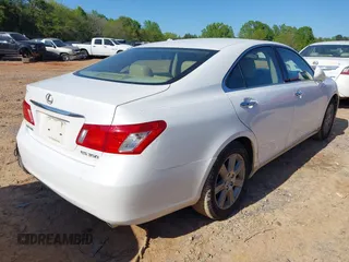 2007 Lexus ES with VIN JTHBJ46G672127866, listed as a IAAI auction lot 41968453 with 215,291 mi miles. Bid and sale history available at carsss.com. Image 4.