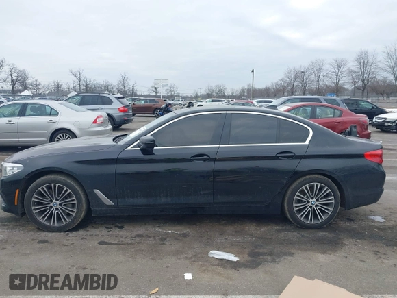2019 BMW 5 Series 530i xDrive with VIN WBAJA7C51KWW26798, listed as a IAAI auction lot 41320980 with 65,865 mi miles. Bid and sale history available at carsss.com. Image 14.