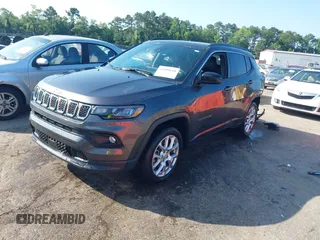 2023 Jeep Compass Latitude Lux with VIN 3C4NJDFN4PT521605, listed as a IAAI auction lot 42589618 with 11,579 mi miles and . Bid and sale history available at DreamBid. Image 18.