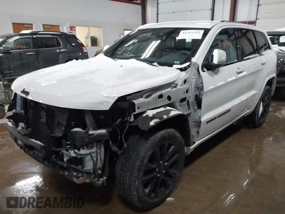 2020 Jeep Grand Cherokee Altitude with VIN 1C4RJFAG2LC209665, listed as a IAAI auction lot 41323712 with 66,194 mi miles. Bid and sale history available at carsss.com. Image 2.