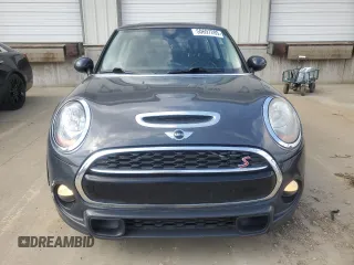 2015 MINI Hardtop S with VIN WMWXP7C59F2A34428, listed as a Copart auction lot 50697285 with 131,564 mi miles and Salvage Title. Bid and sale history available at DreamBid. Image 5.