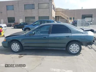 1996 Honda Accord LX with VIN 1HGCD5636TA182464, listed as a IAAI auction lot 41867521 with 191,832 mi miles and . Bid and sale history available at carsss.com. Image 15.