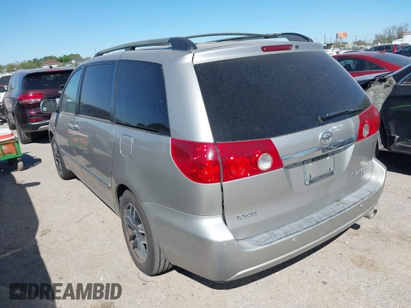 2006 Toyota Sienna XLE with VIN 5TDZA22C06S532006, listed as a IAAI auction lot 41842231 with 1 mi miles. Bid and sale history available at carsss.com. Image 3.