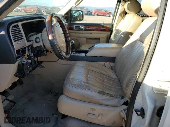 2006 Lincoln Navigator Luxury with VIN 5LMFU27576LJ05050, listed as a Copart auction lot 77033724 with 0 mi miles and Salvage Title. Bid and sale history available at carsss.com. Image 7.