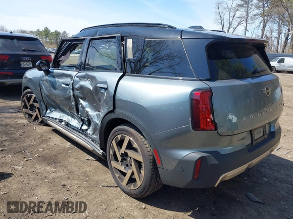 2025 MINI Countryman z VIN WMZ23GA02S7P85607, wystawiony jako IAAI lot #41982065 z przebiegiem 5269 mil mil oraz . Historia ofert i sprzedaży dostępna na DreamBid. Obrazek 3.