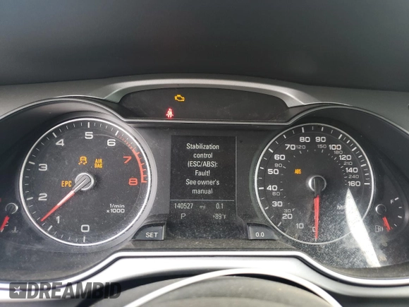 2016 Audi A4 Premium z VIN WAUAFAFLXGN001340, wystawiony jako Copart lot #60108605 z przebiegiem 140 527 mil mil oraz Czysty tytuł • Clean title. Historia ofert i sprzedaży dostępna na DreamBid. Obrazek 9.