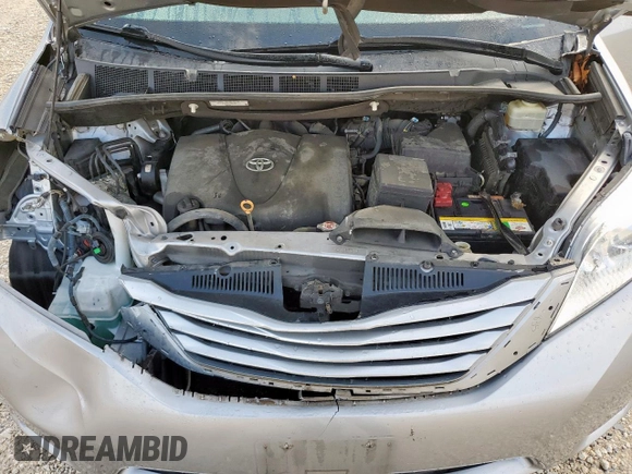 2017 Toyota Sienna LE Auto Access Seat with VIN 5TDKZ3DC5HS861042, listed as a Copart auction lot 60690025 with 85,021 mi miles and Salvage title. Bid and sale history available at DreamBid. Image 12.