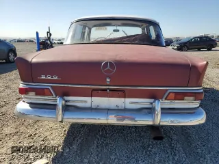 1966 Mercedes-Benz E with VIN 110C1012157487, listed as a Copart auction lot 81770344 with 68,662 mi miles and Salvage Title. Bid and sale history available at DreamBid. Image 6.