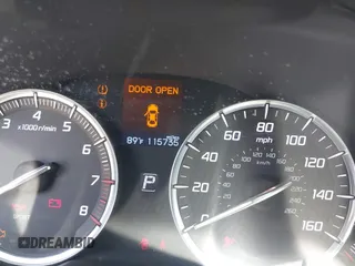2015 Acura TLX V6 z VIN 19UUB2F31FA009514, wystawiony jako IAAI lot #41881286 z przebiegiem 115 735 mil mil oraz . Historia ofert i sprzedaży dostępna na DreamBid. Obrazek 7.